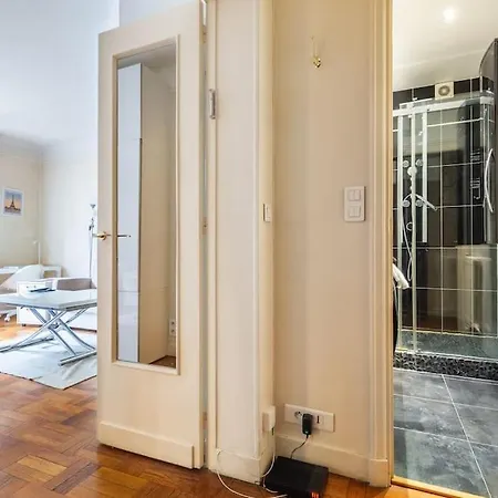 Studio#porte Dauphine#avenue Foch#2pers. Paris