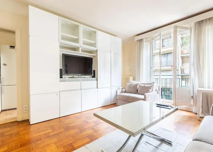 Studio#porte Dauphine#avenue Foch#2pers. Апартаменты