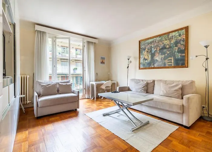 Studio#porte Dauphine#avenue Foch#2pers. * Париж