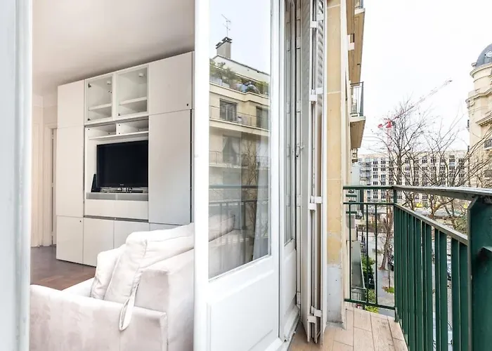 Studio#porte Dauphine#avenue Foch#2pers. Париж